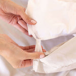 Close up of quilt cover corner clip